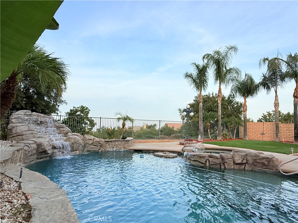 1485 Clearview Circle