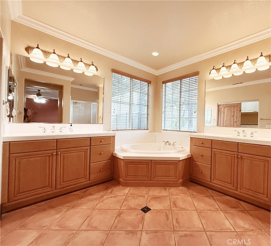 1485 Clearview Circle