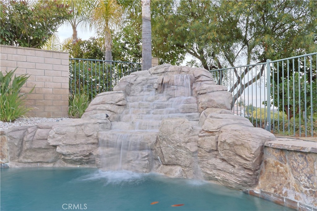 1485 Clearview Circle