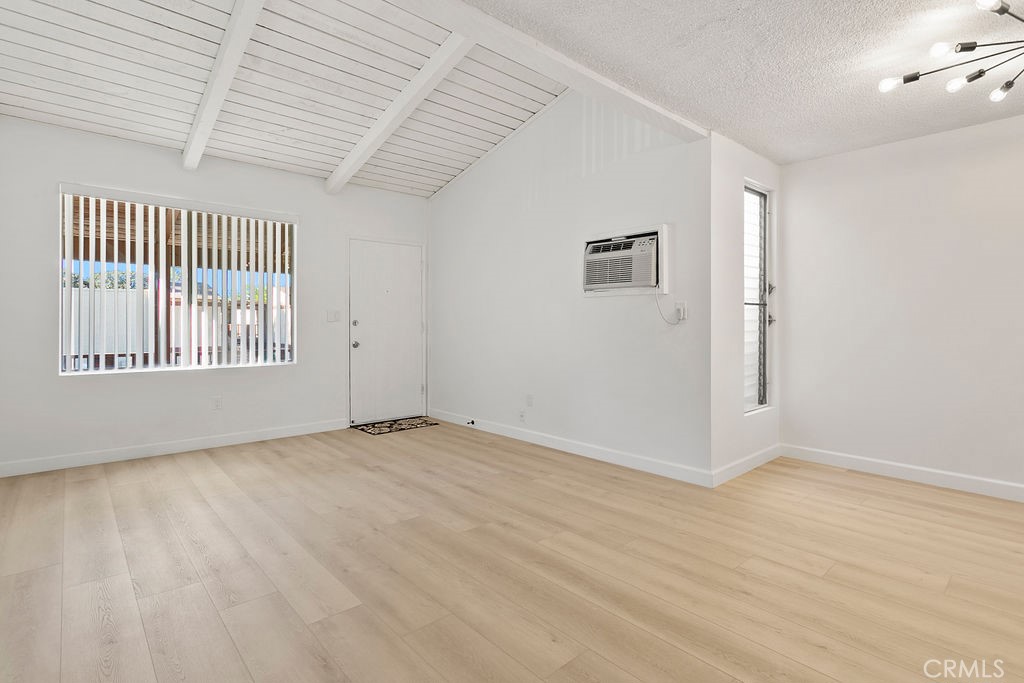 1000 W MacArthur Boulevard 116