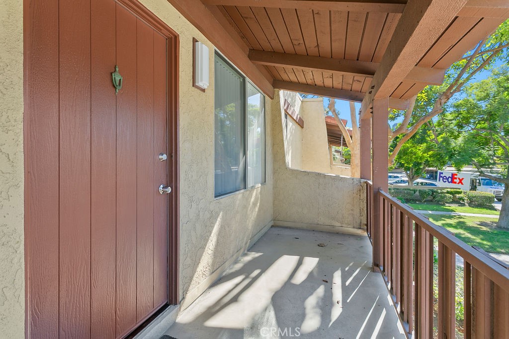 1000 W MacArthur Boulevard 116