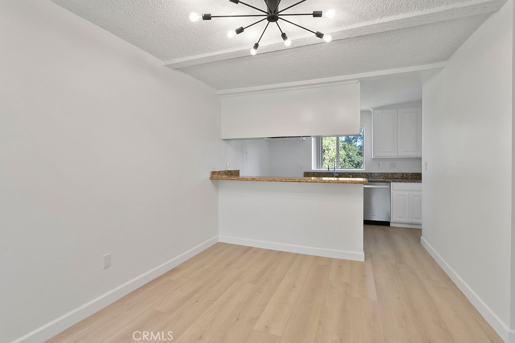 1000 W MacArthur Boulevard 116