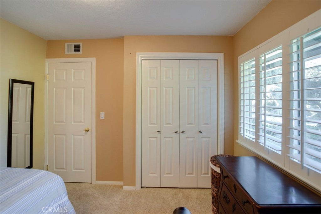 2524 Crooked Creek Drive