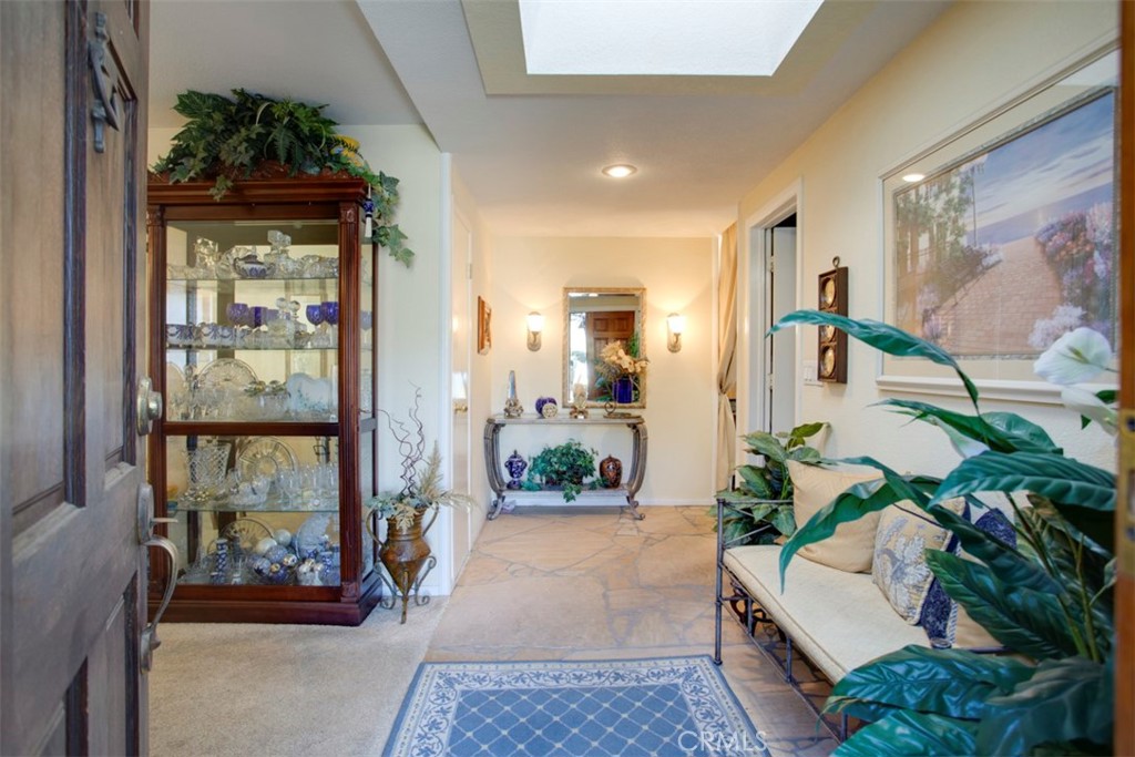 2524 Crooked Creek Drive