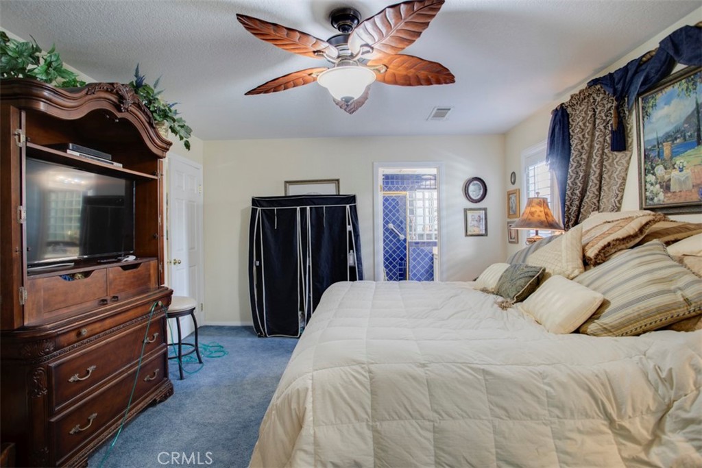 2524 Crooked Creek Drive