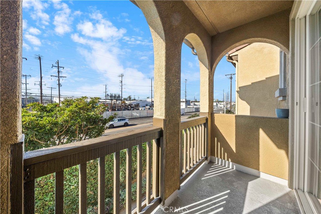 22919 Mariposa Avenue 808