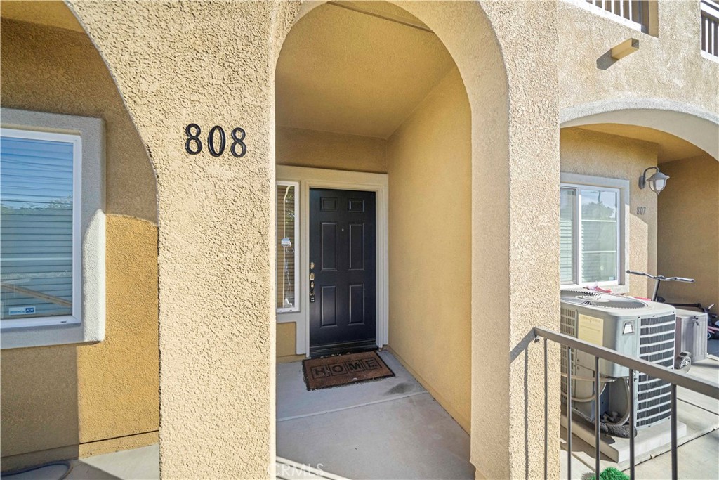 22919 Mariposa Avenue 808