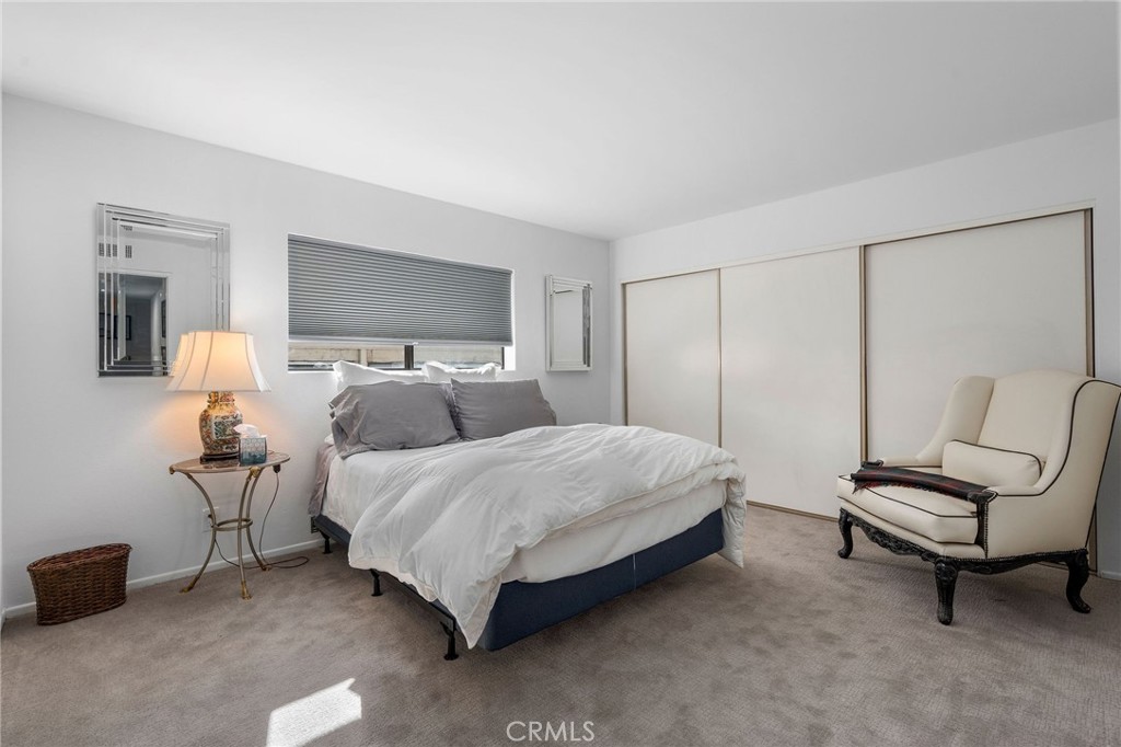 5339 Lindley Avenue 304