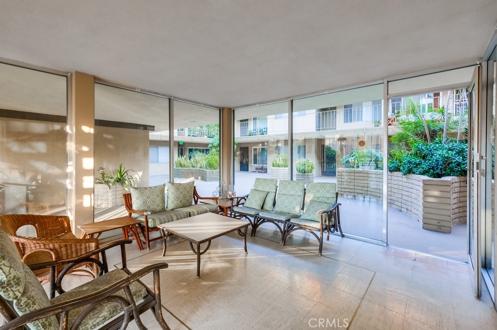 100 Hermosa Avenue 1F