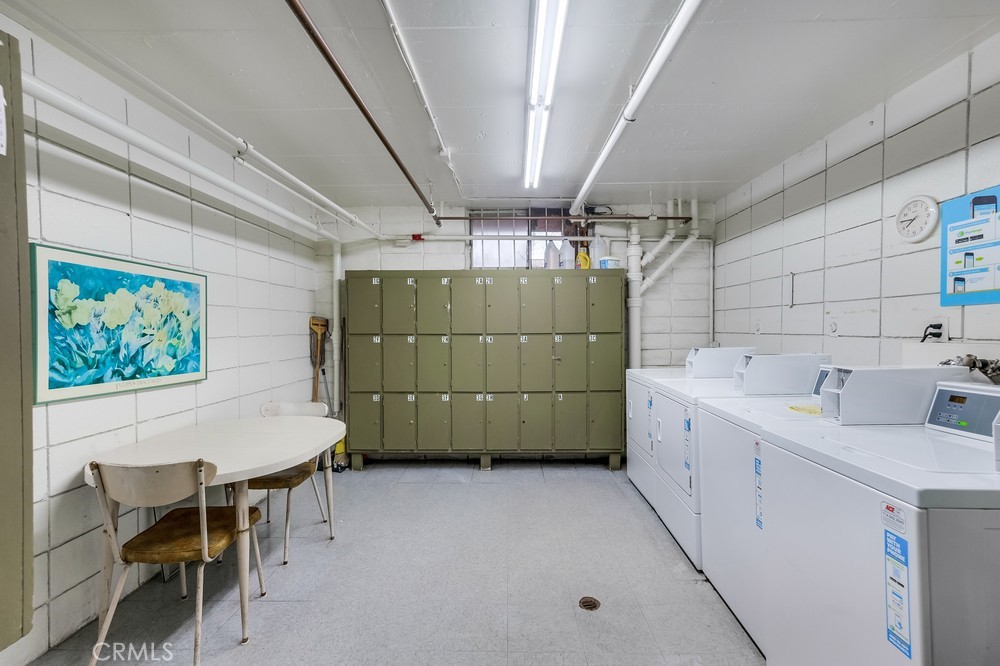 100 Hermosa Avenue 1F