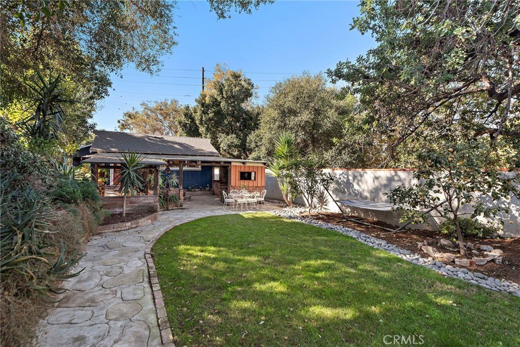 2651 Santiago Street