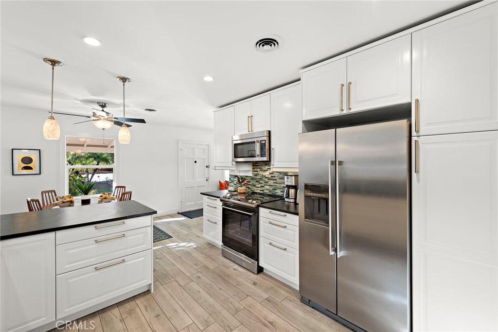 2651 Santiago Street