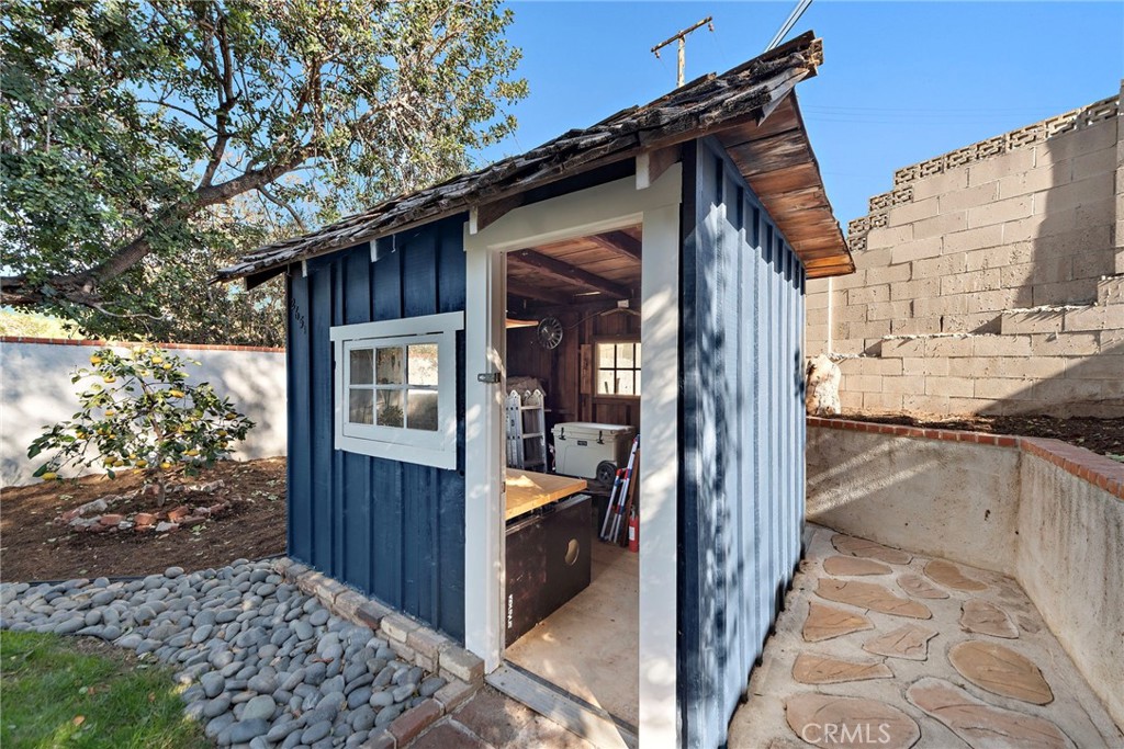 2651 Santiago Street