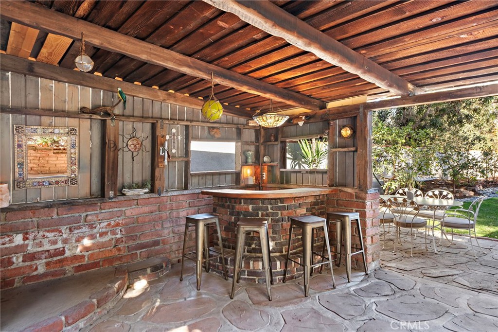 2651 Santiago Street