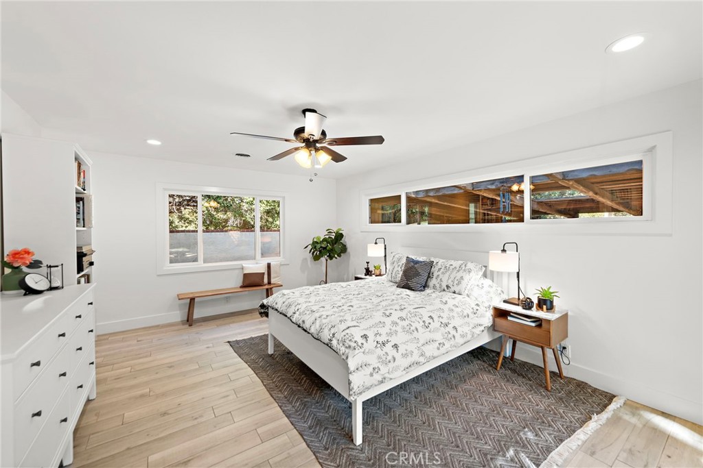 2651 Santiago Street