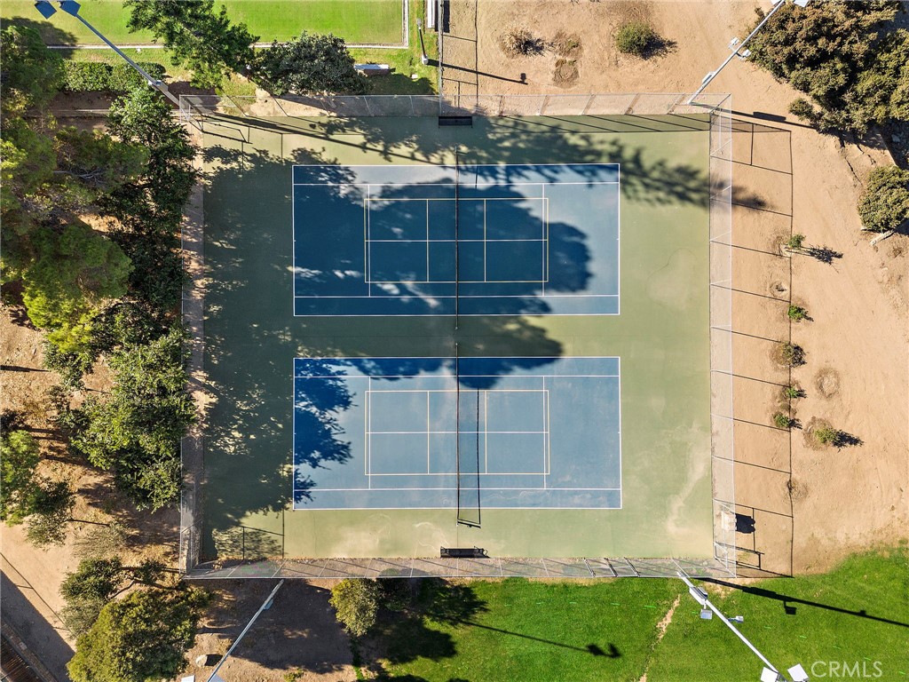 2651 Santiago Street