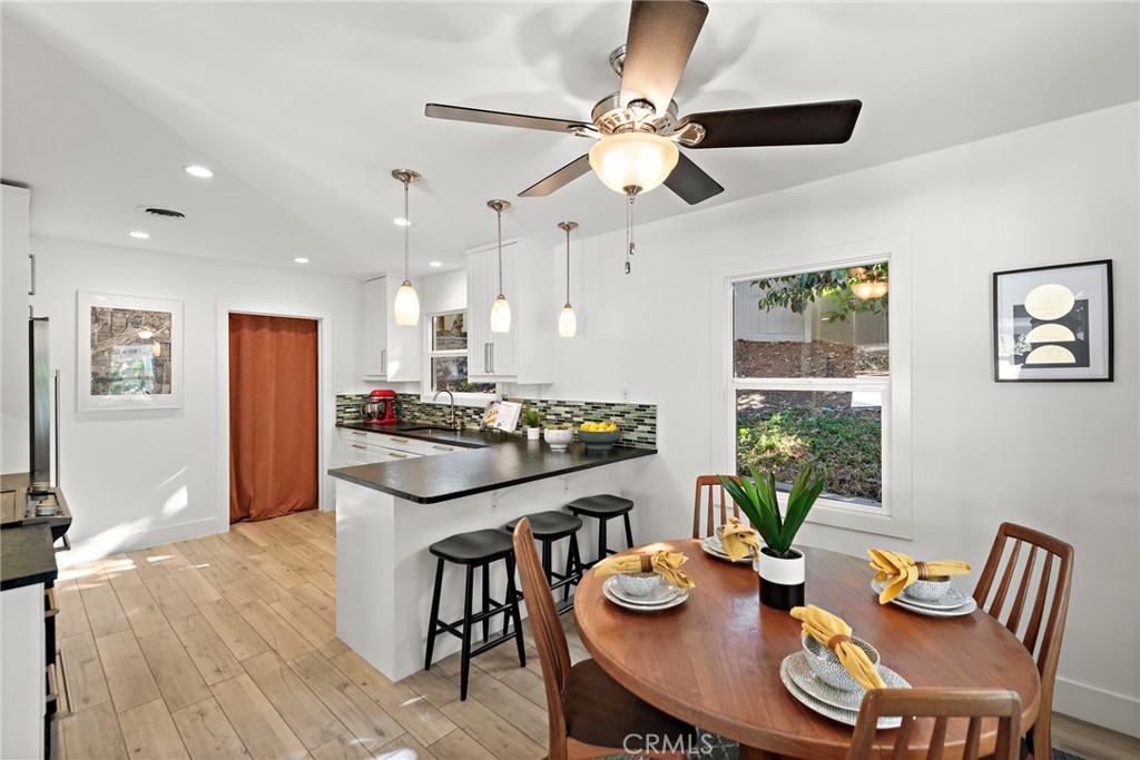 2651 Santiago Street