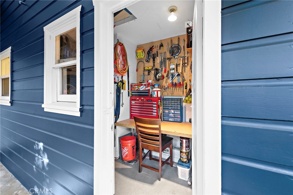 2651 Santiago Street