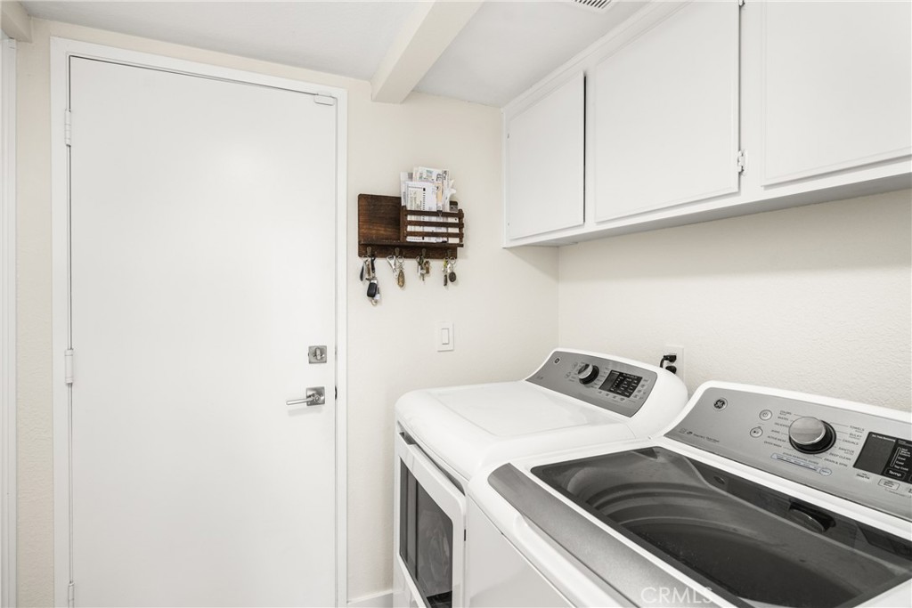 1070 Honeywood Drive