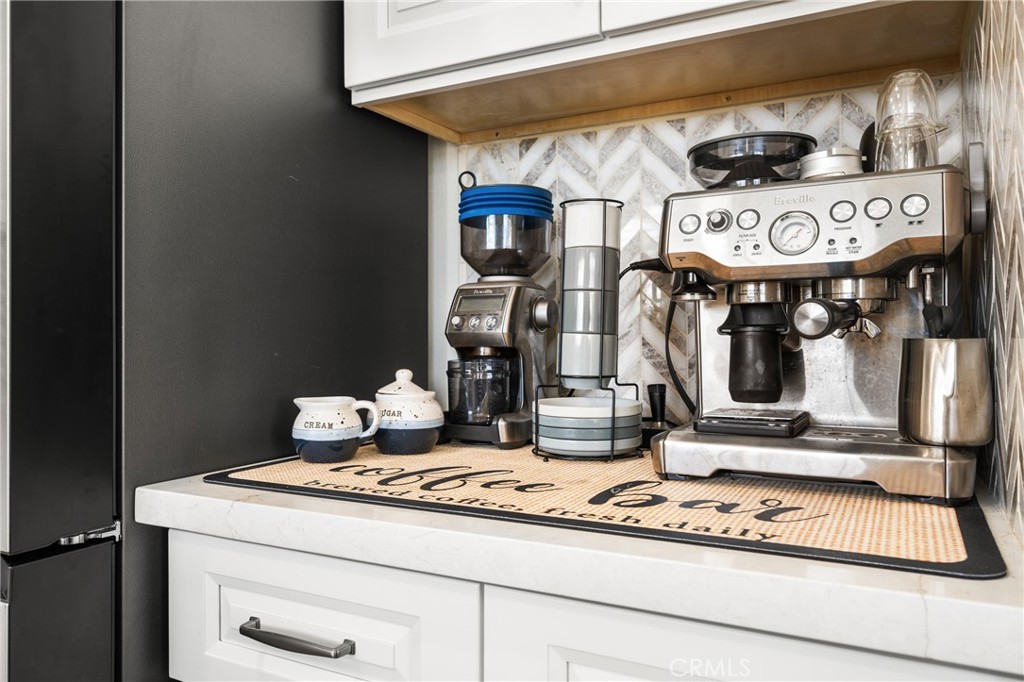 1070 Honeywood Drive