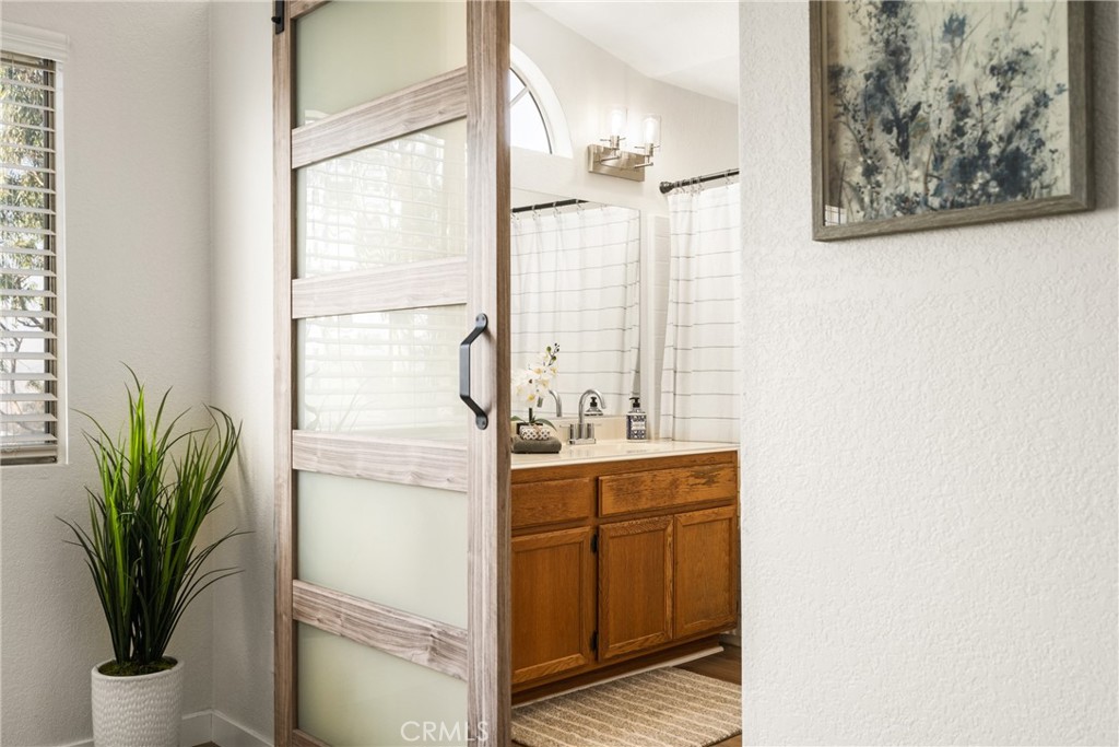 1070 Honeywood Drive