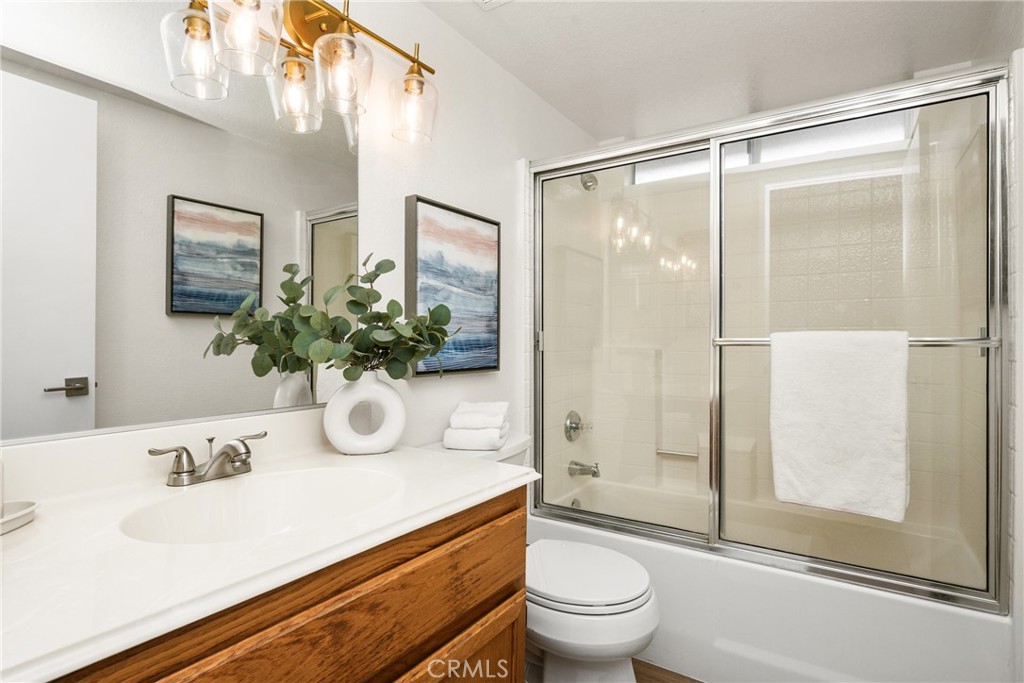 1070 Honeywood Drive