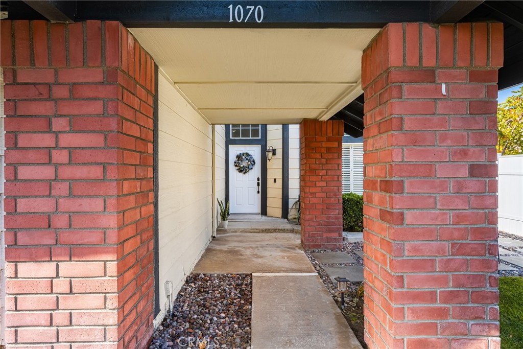 1070 Honeywood Drive