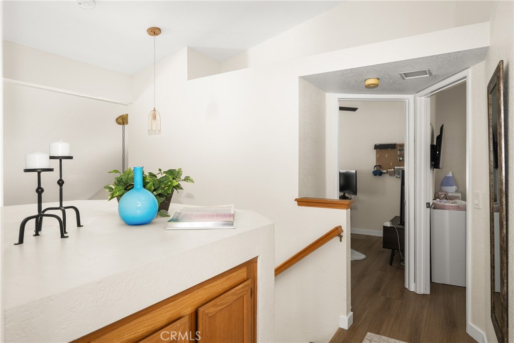 1070 Honeywood Drive