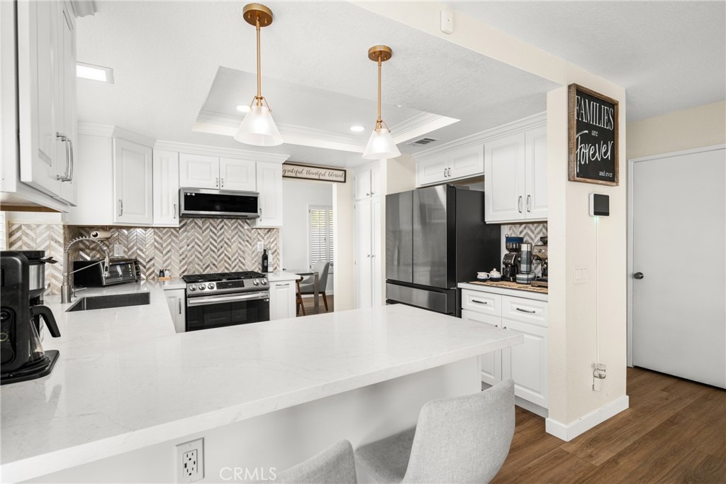 1070 Honeywood Drive