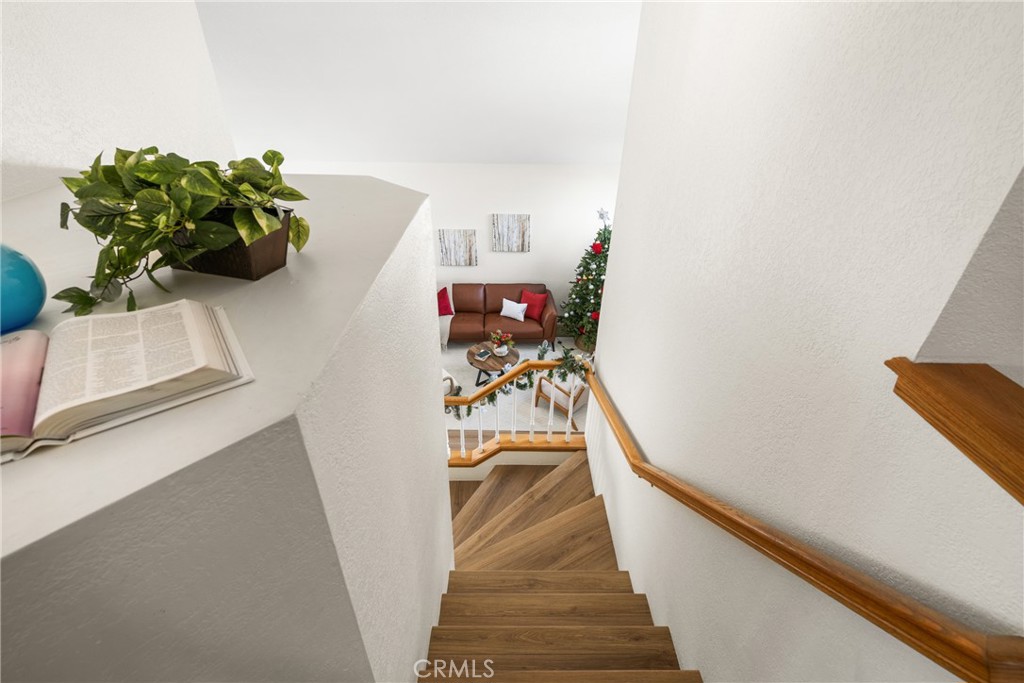 1070 Honeywood Drive