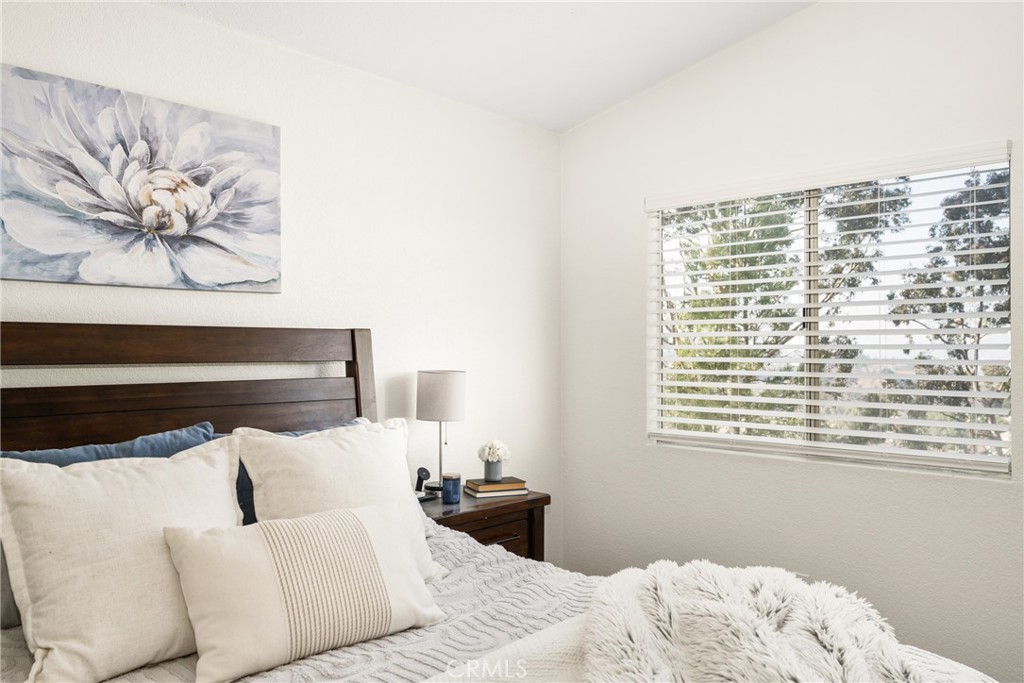 1070 Honeywood Drive