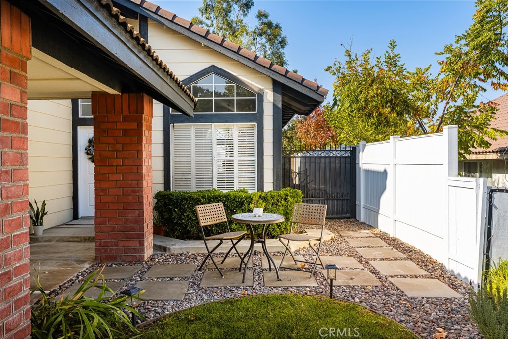 1070 Honeywood Drive