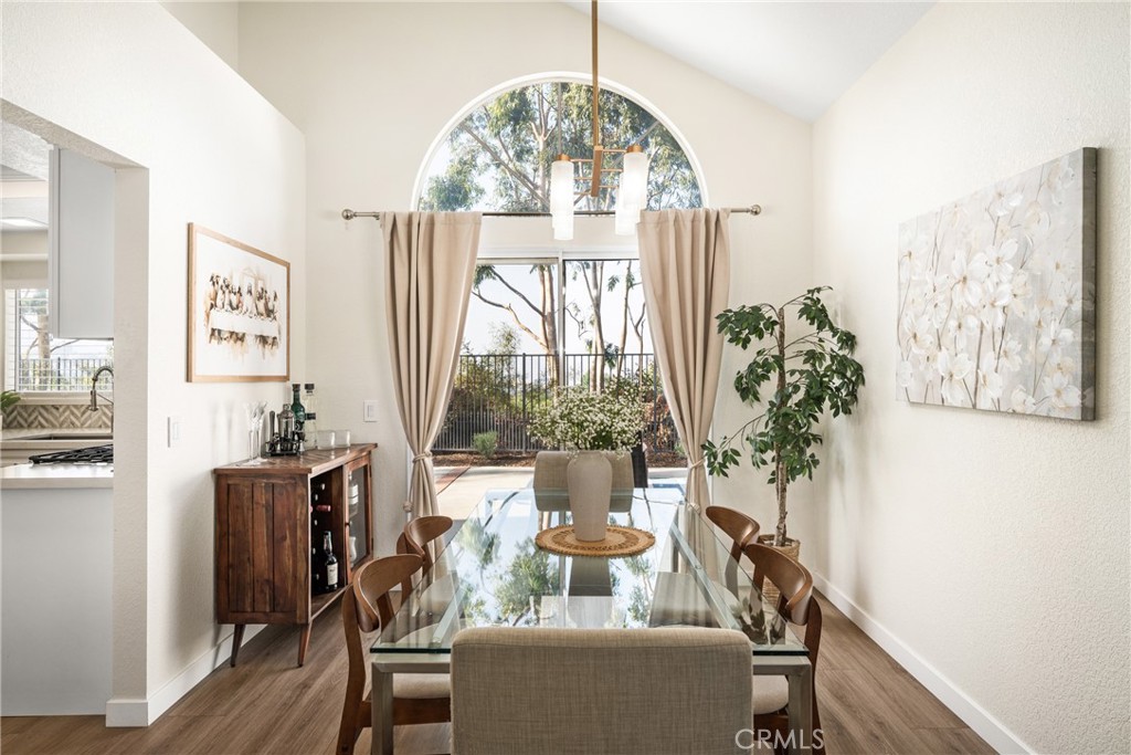 1070 Honeywood Drive