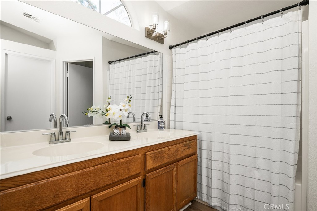 1070 Honeywood Drive