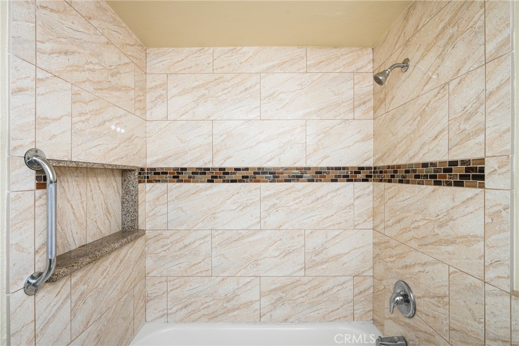 1304 Mountain Avenue 120