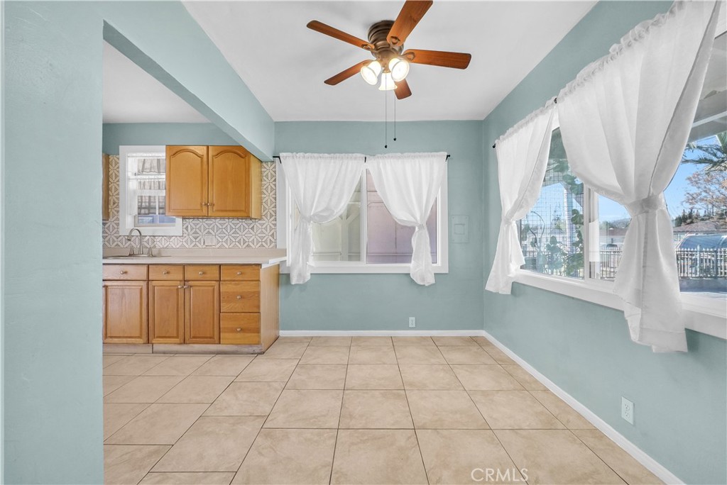 1508 W Orange Grove Avenue