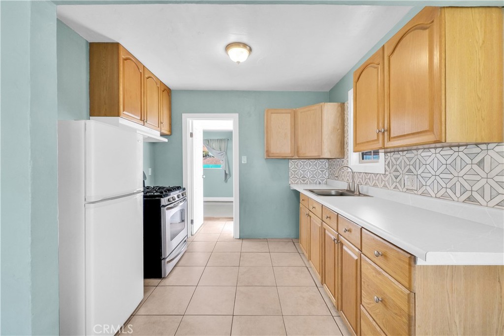 1508 W Orange Grove Avenue