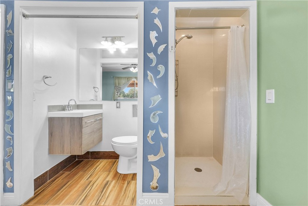 1508 W Orange Grove Avenue