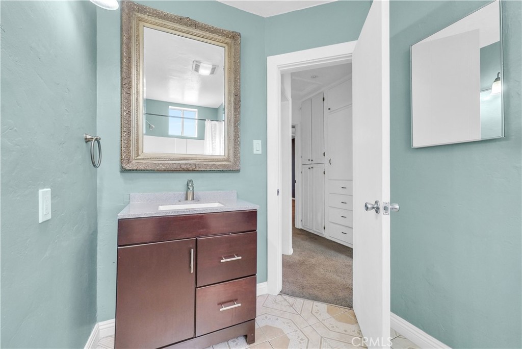 1508 W Orange Grove Avenue