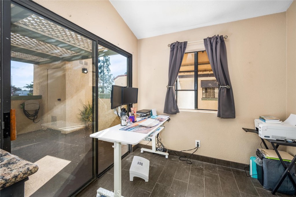 3525 W Stonepine Lane F