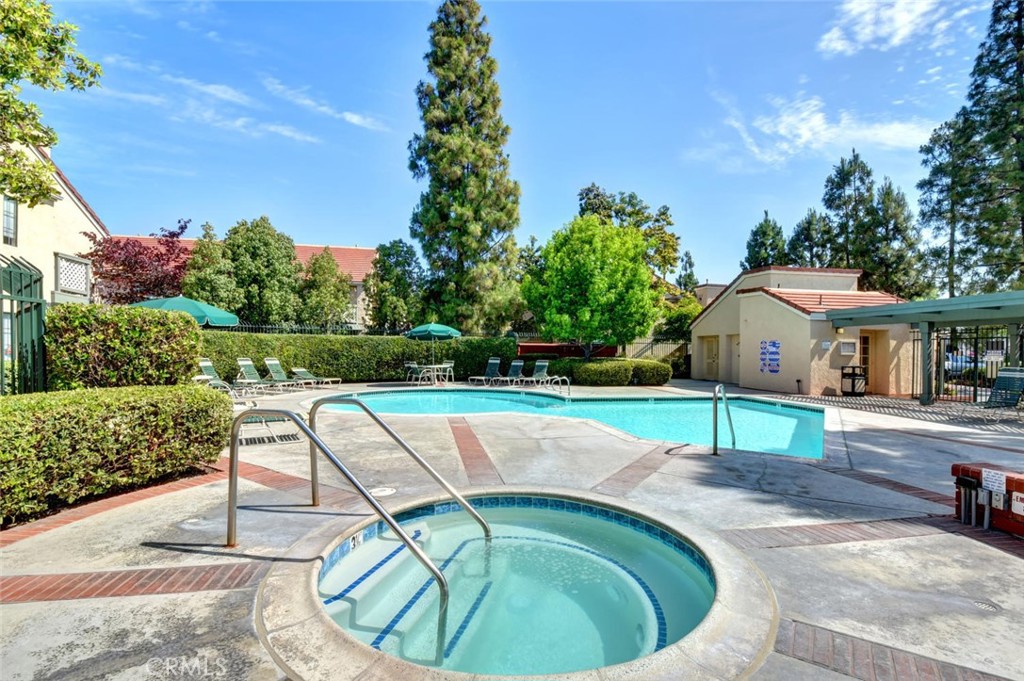 3525 W Stonepine Lane F