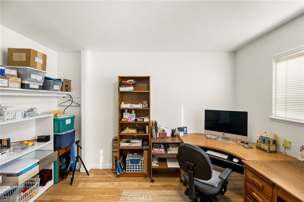 120 Laurelwood Avenue