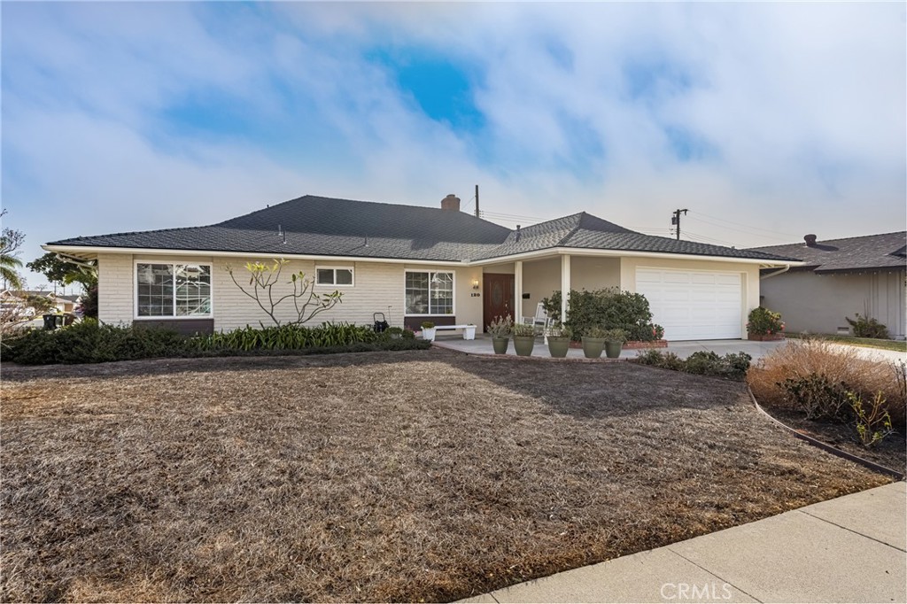 120 Laurelwood Avenue