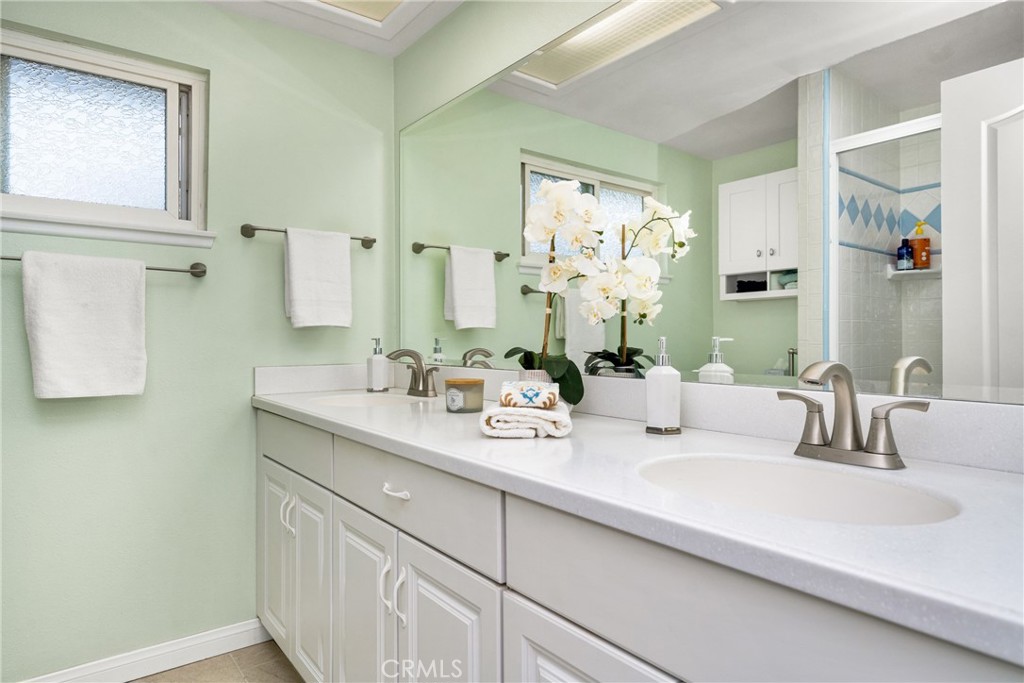 120 Laurelwood Avenue