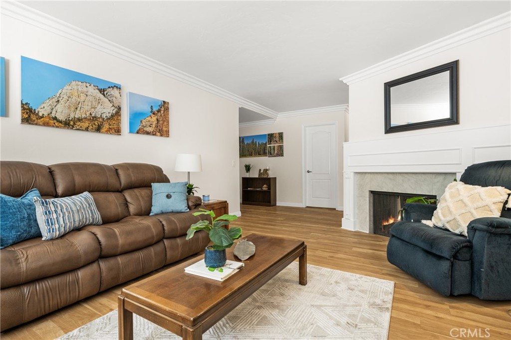 120 Laurelwood Avenue