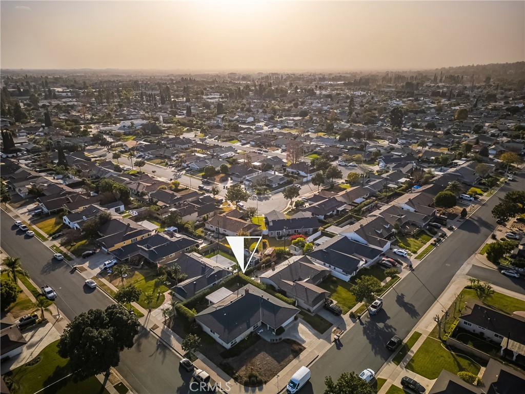 120 Laurelwood Avenue