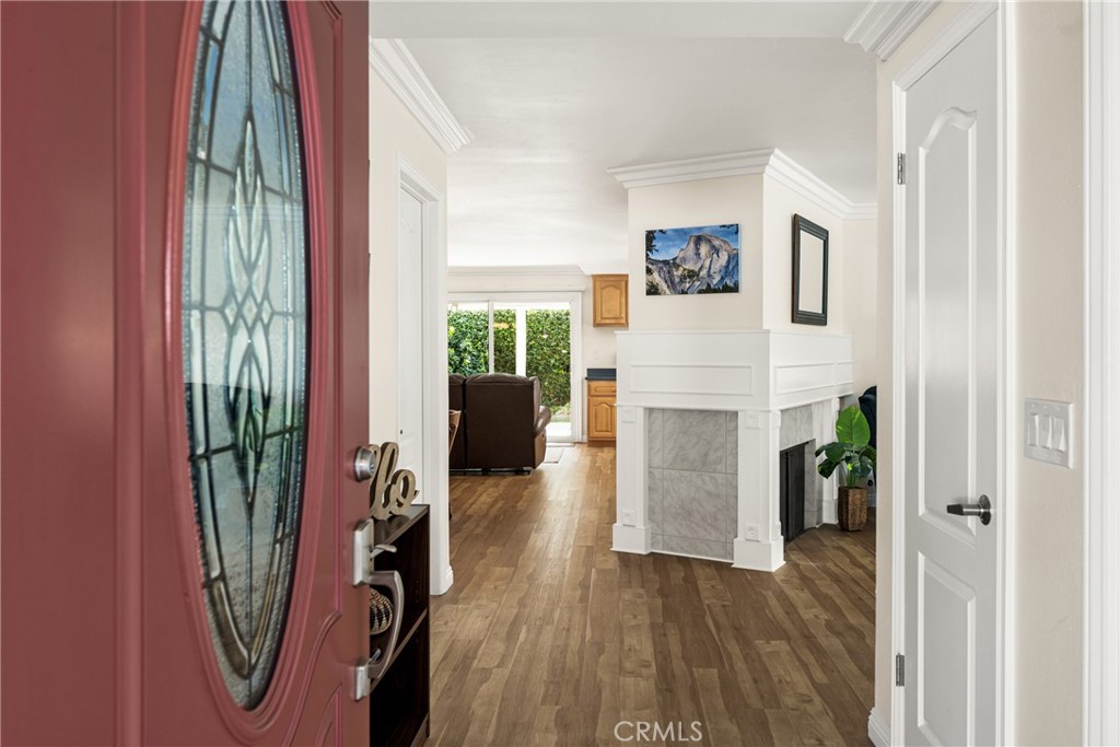 120 Laurelwood Avenue