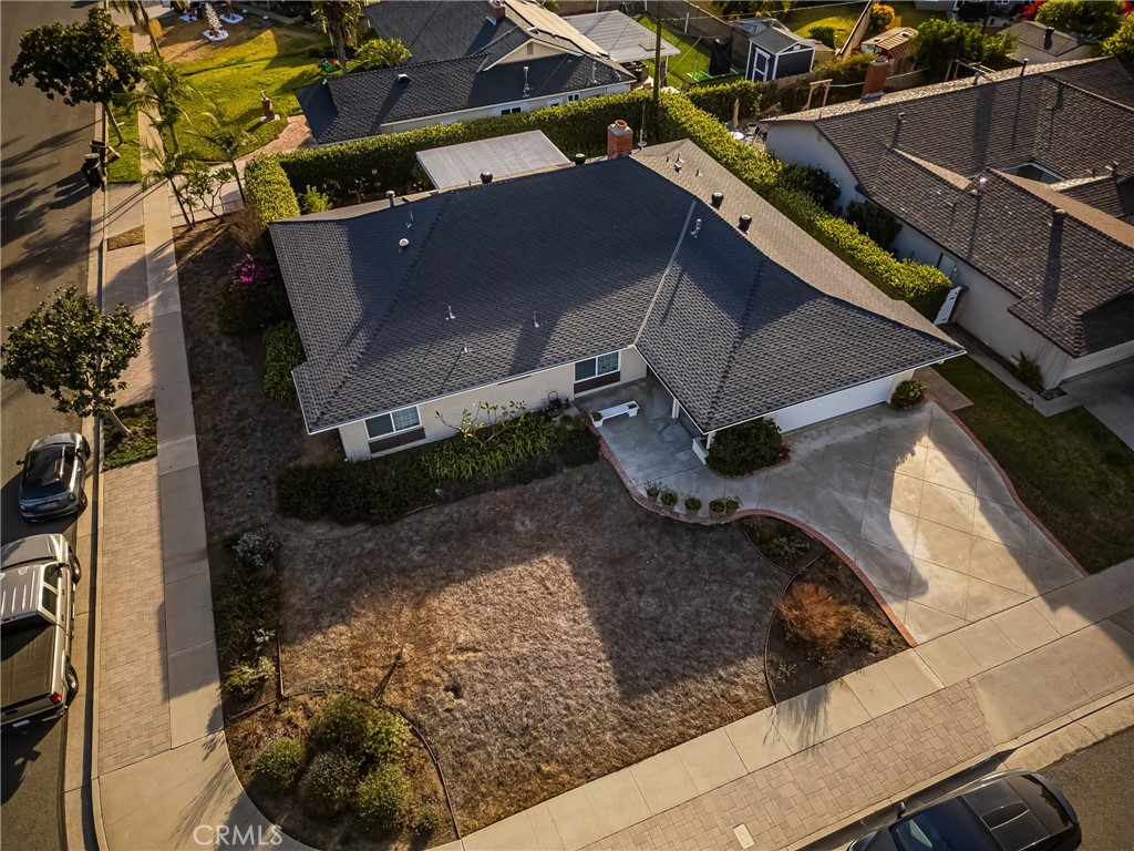 120 Laurelwood Avenue