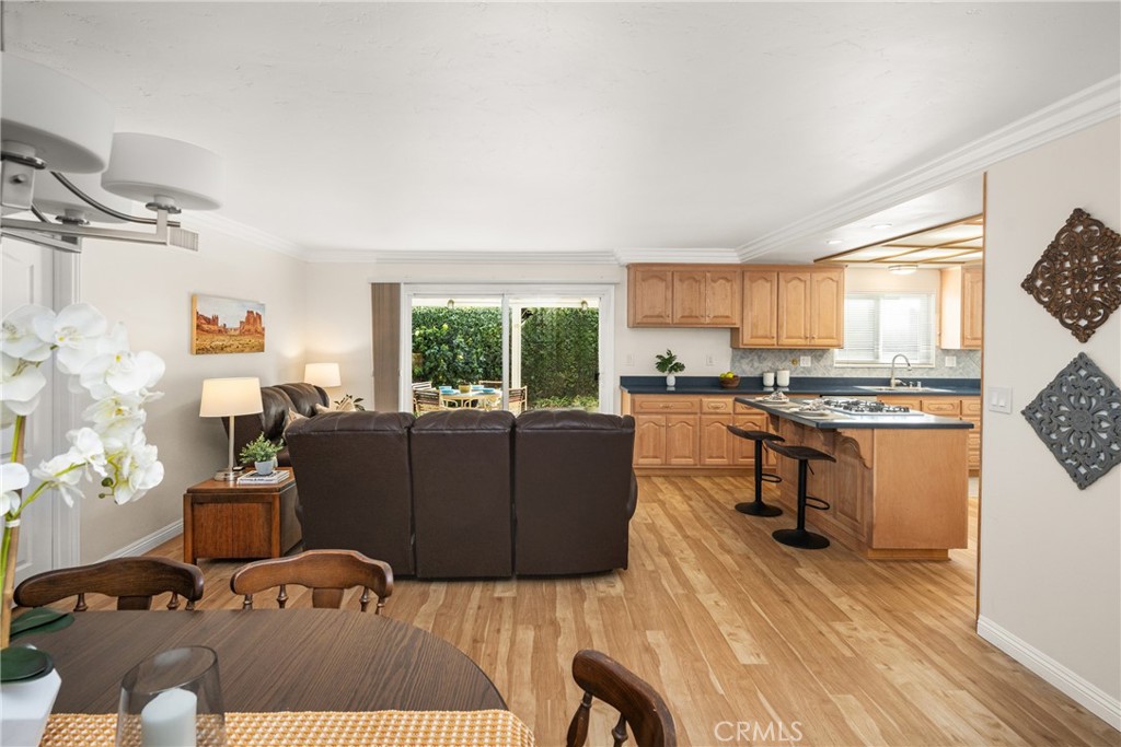 120 Laurelwood Avenue