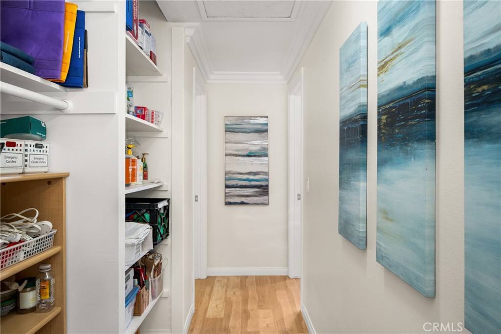 120 Laurelwood Avenue